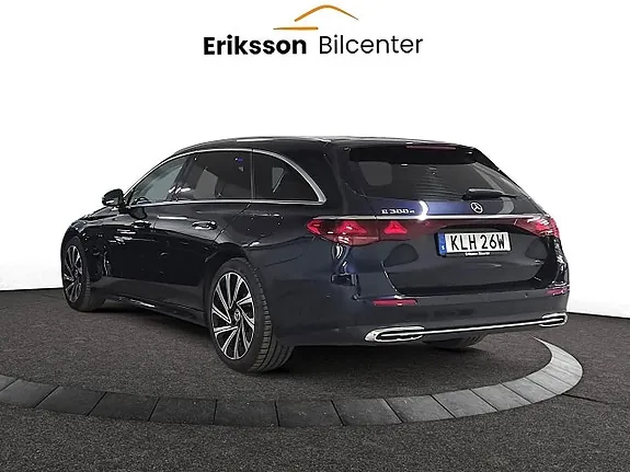 Mercedes-Benz E300 2024 photo 4
