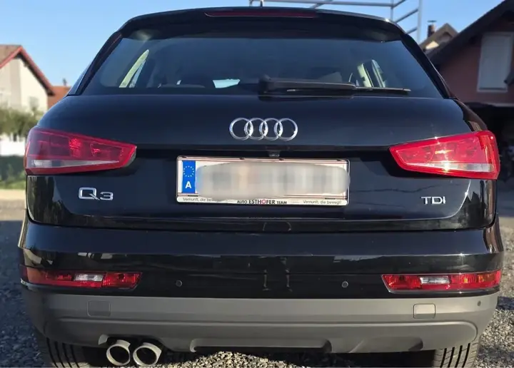 Audi Q3 2018 photo 2