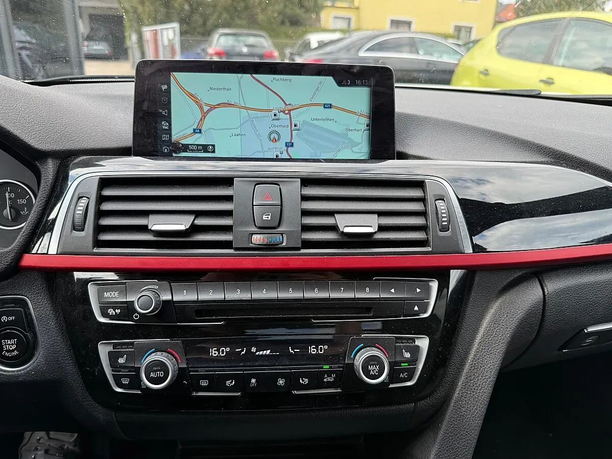 BMW 3 Series 2017 photo 3