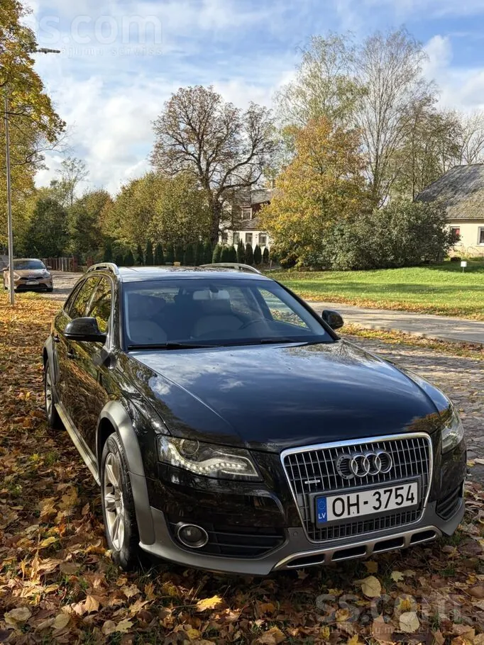 Audi A4 2010 photo 5