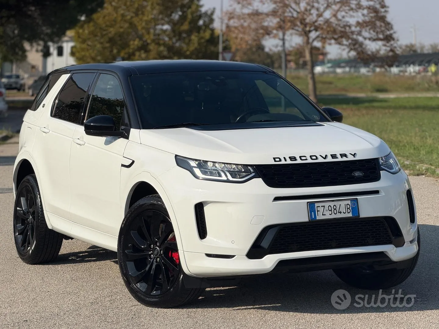 Land Rover Discovery Sport 2019 photo 2
