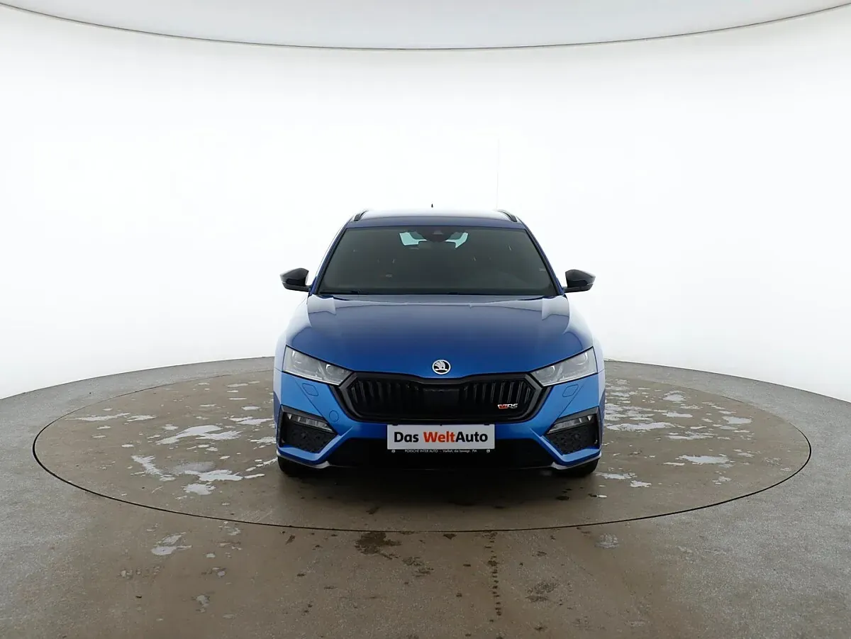 Skoda Octavia 2021 photo 2