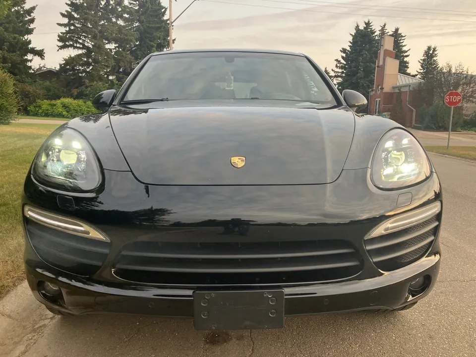 Porsche Cayenne 2012 photo 4