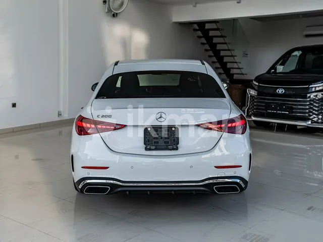 Mercedes-Benz C200 2022 photo 5