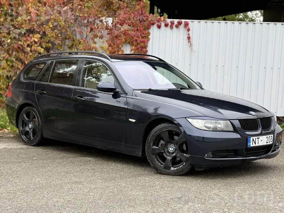 BMW 320 2006 photo 2