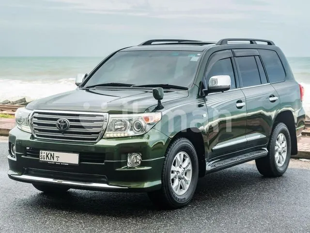 Toyota Land Cruiser 2011 photo 2