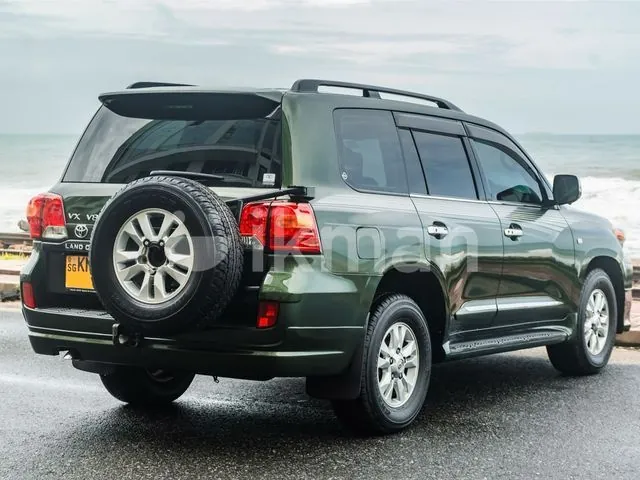 Toyota Land Cruiser 2011 photo 4