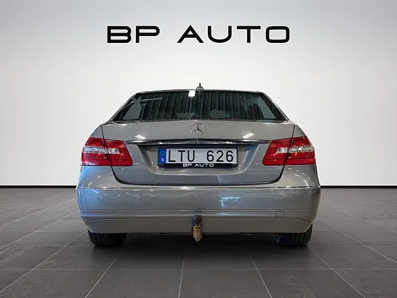 Mercedes-Benz E250 2011 photo 4