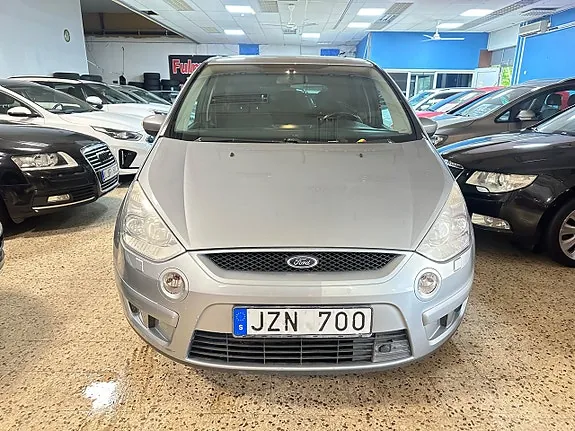 Ford S-Max 2010 photo 2
