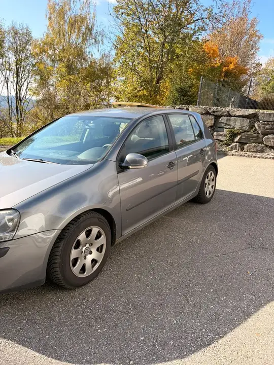 Volkswagen Golf 5 2004 photo 2