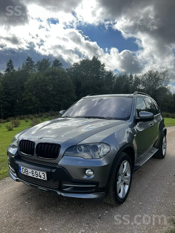 BMW X5 2008 photo 2