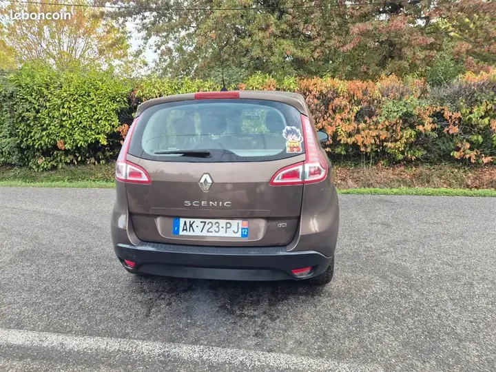 Renault Scenic 2010 photo 5