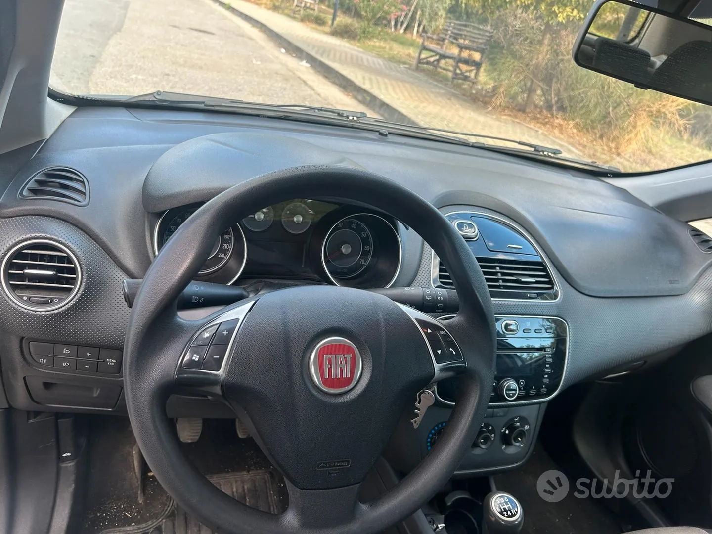 Fiat Punto 2014 photo 5