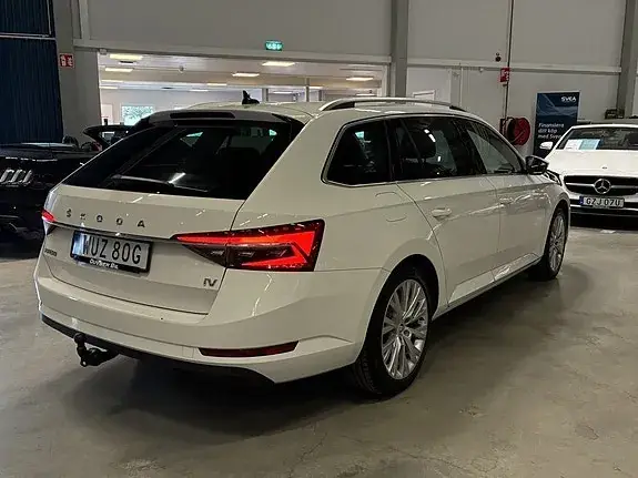 Skoda Superb 2021 photo 3