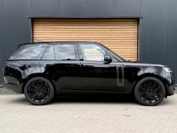 Land Rover Range Rover 2023 photo 2