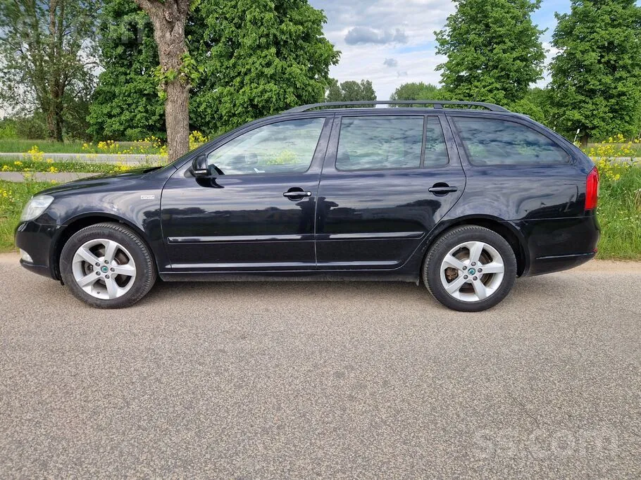 Skoda Octavia 2011 photo 5
