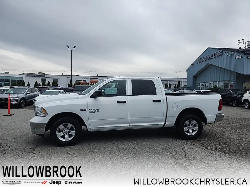 Ram 1500 Classic 2023 photo 2