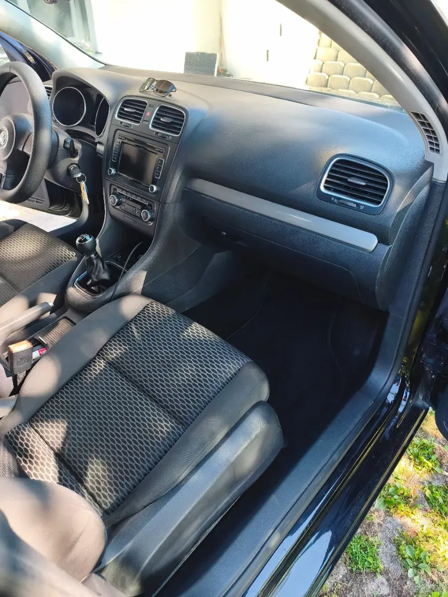 Volkswagen Golf 2009 photo 3