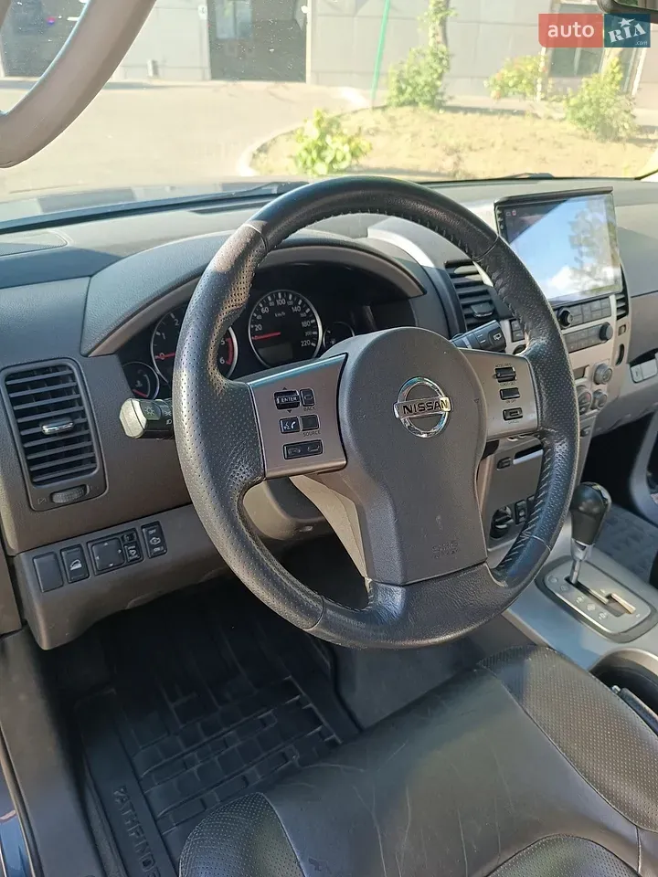 Nissan Pathfinder 2006 photo 3