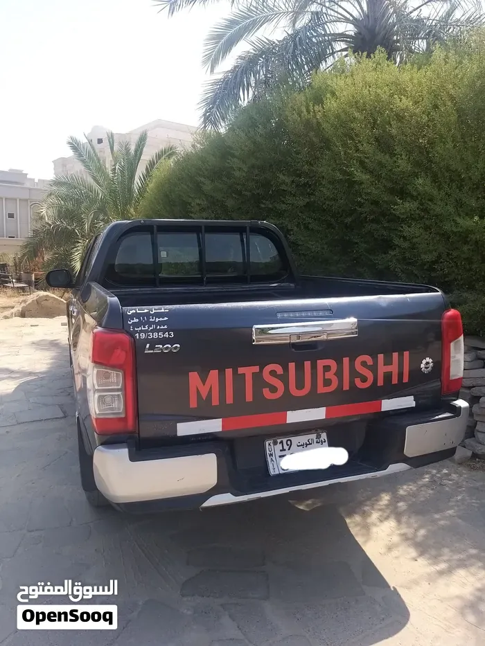 Mitsubishi L200 2022 photo 2