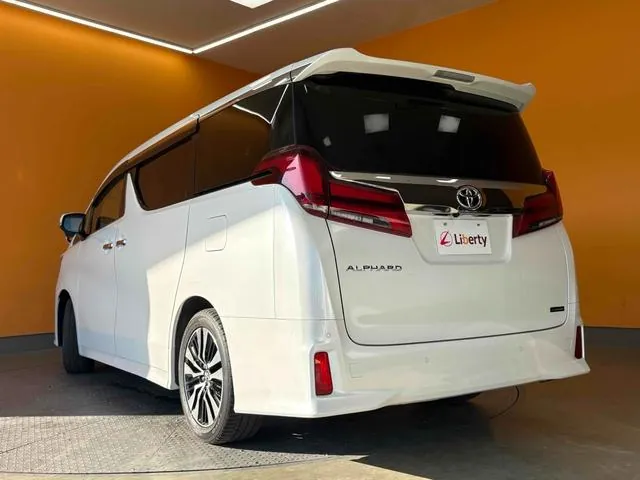 Toyota Alphard 2019 photo 3