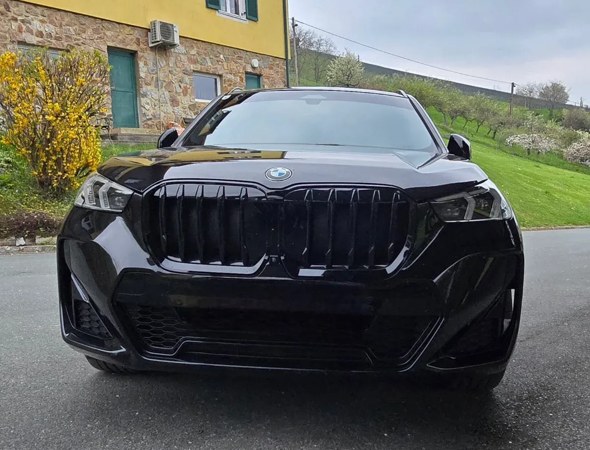 BMW X1 2023 photo 2