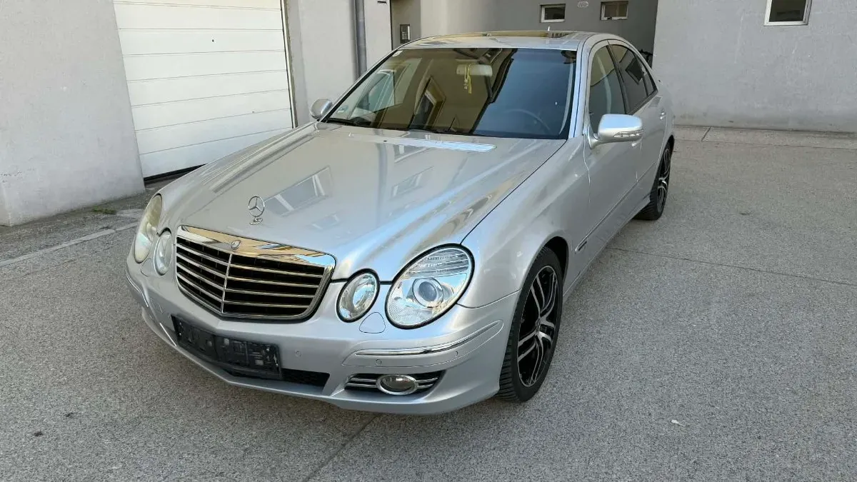 Mercedes-Benz E-Class 2007 photo 3