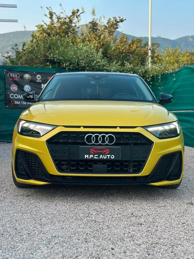 Audi A1 2023 photo 2