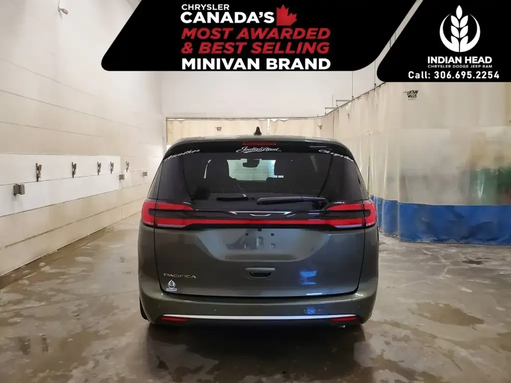Chrysler Pacifica 2027 photo 5