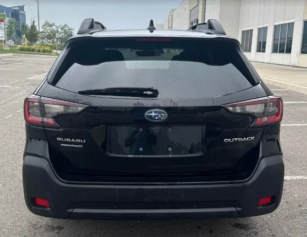 Subaru Outback 2023 photo 3