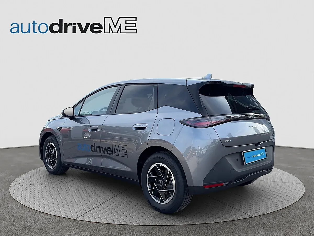 BYD Dolphin 2026 photo 3