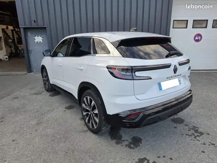 Renault Austral 2023 photo 3
