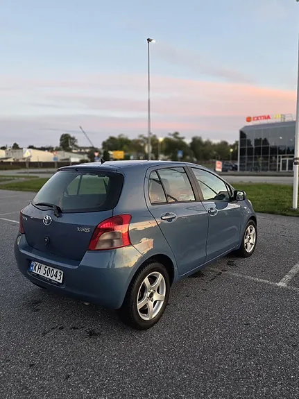 Toyota Yaris 2007 photo 3