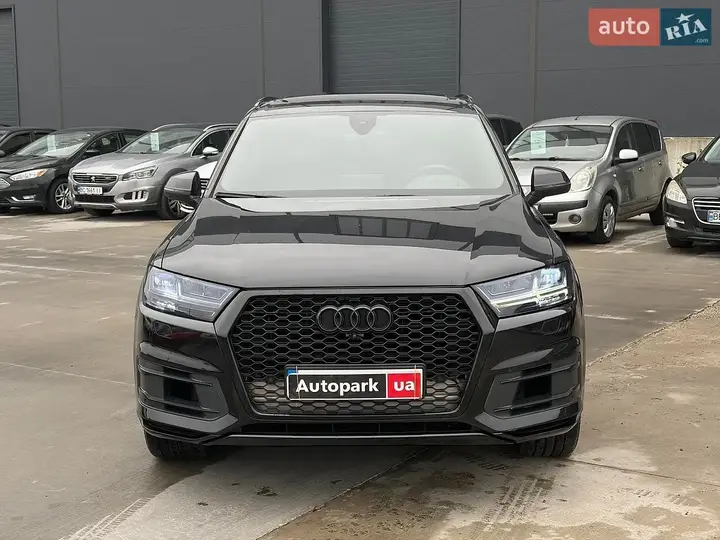 Audi Q7 2016 photo 2