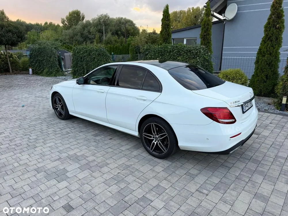 Mercedes-Benz E-Class 2018 photo 2