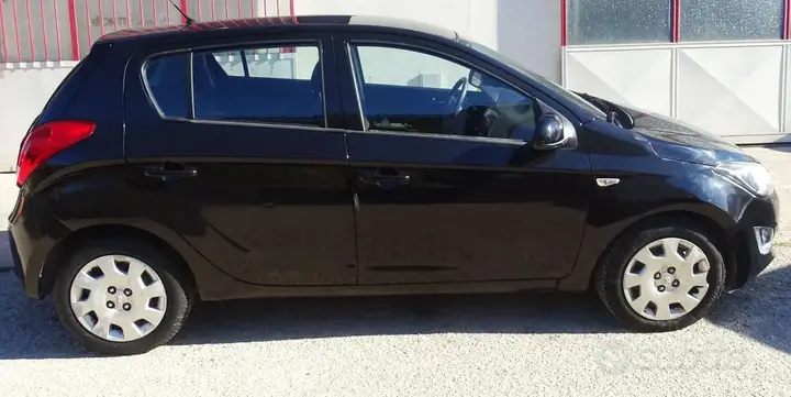 Hyundai I20 2012 photo 4