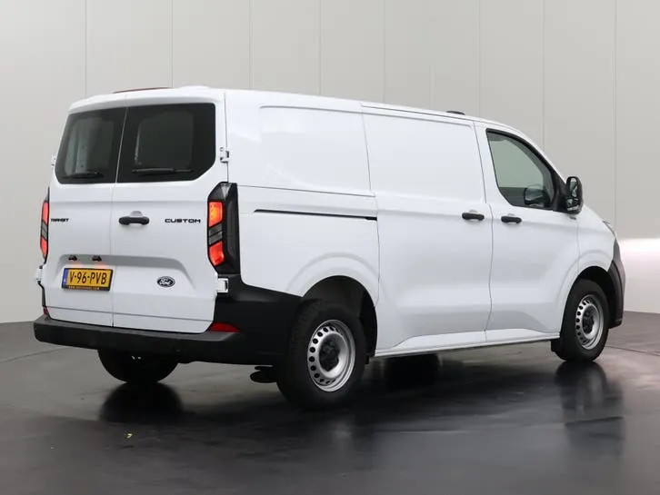 Ford Transit Custom 2024 photo 2