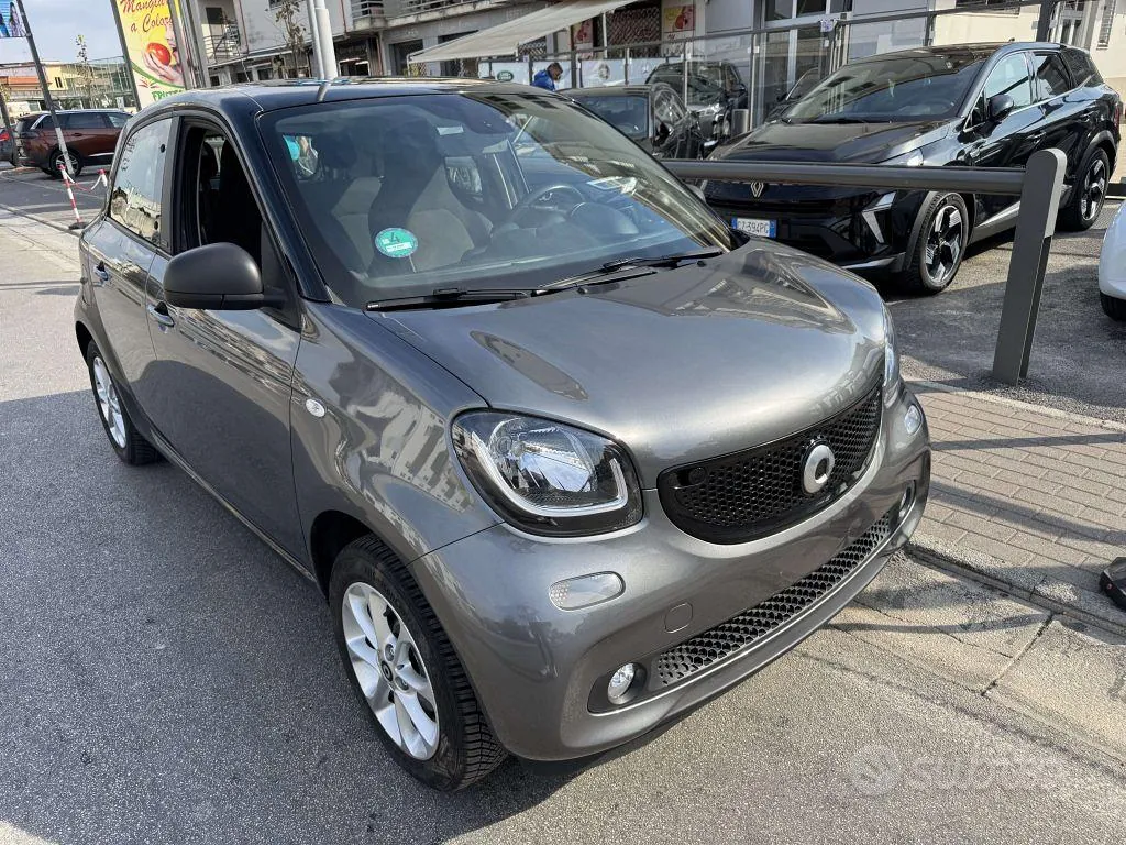 Smart Forfour 2018 photo 2