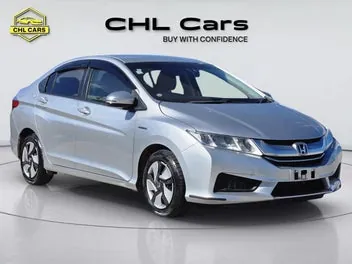Honda Grace 2015 photo 5
