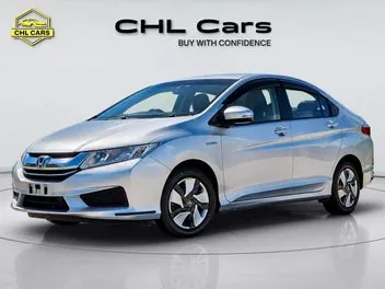 Honda Grace 2015 photo 2