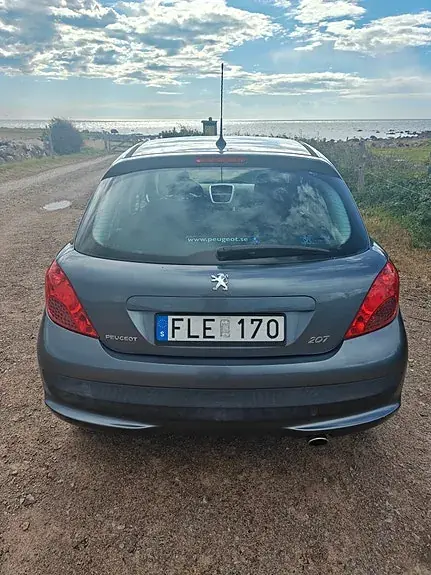 Peugeot 207 2007 photo 4