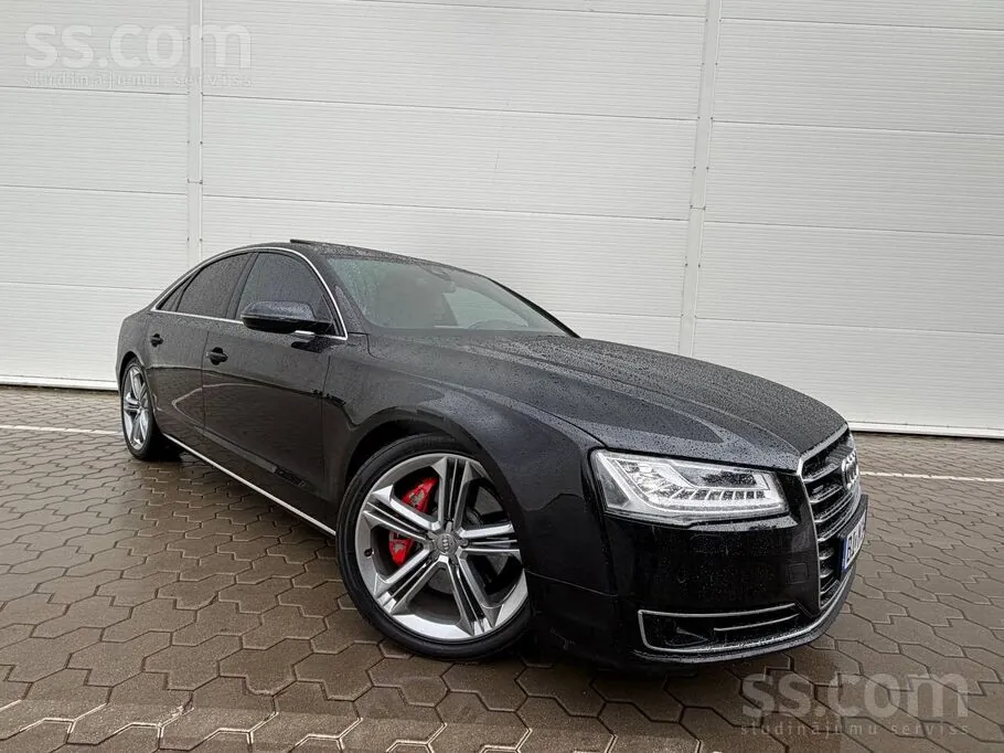Audi A8 2016 photo 3
