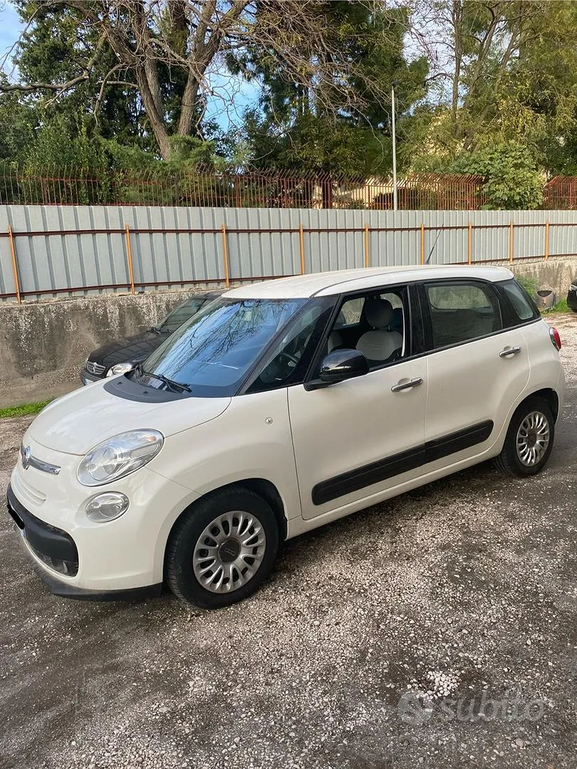 Fiat 500L 2015 photo 2