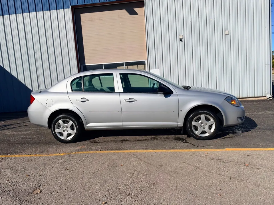 Chevrolet Cobalt 2008 photo 2
