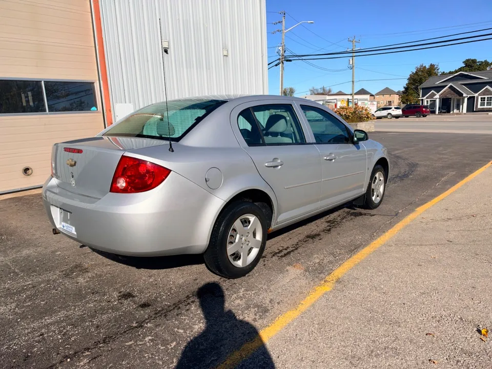 Chevrolet Cobalt 2008 photo 3