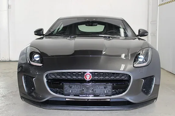 Jaguar F-Type 2018 photo 2