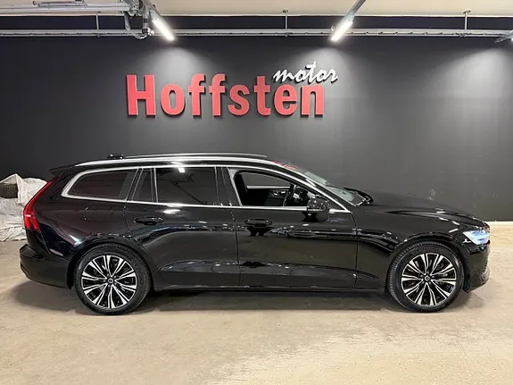 Volvo V60 2023 photo 2