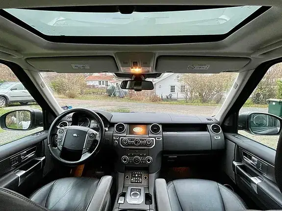 Land Rover Discovery 2015 photo 3