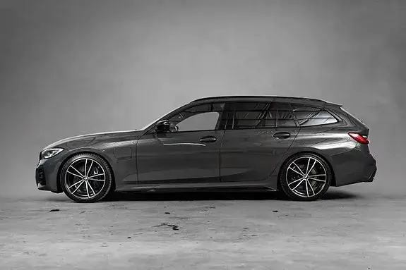 BMW 330E 2021 photo 2