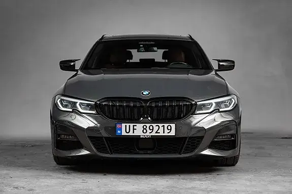 BMW 330E 2021 photo 4
